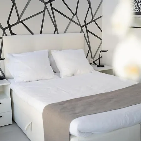 The Appartement *